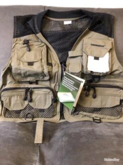 1 Gilet Pêche Taille L .cormoran Daiwa