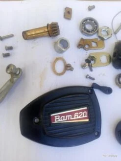 LOT IMPORTANT DE PIECES POUR MOULINET BAM 620 . ( PIECES NEUVES ) -Matériel De Pêche 00004 LOT IMPORTANT DE PIECES POUR MOULINET BAM 620 . PIECES NEUVES