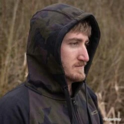 Avid Carp Distortion Onesie M -Matériel De Pêche 00006 Distortion Onesie M