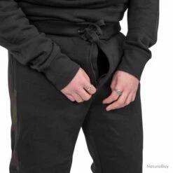 Avid Carp Distortion Onesie M -Matériel De Pêche 00010 Distortion Onesie M