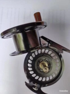 Moulinet Mouche ROSS CANYON N°1 (made In USA).Jamais Servi. Noir Anodisé. Large Arbor. Soie 0 à 3. -Matériel De Pêche 00036 Moulinet mouche ROSS CANYON N 1 made in USA .Jamais servi. Noir anodise. Large arbor. Soie 0 a 3